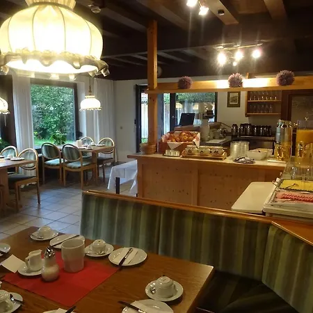 Schwangauer Hof 3*