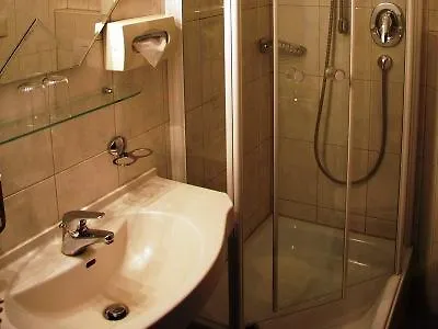 Schwangauer Hof 3*